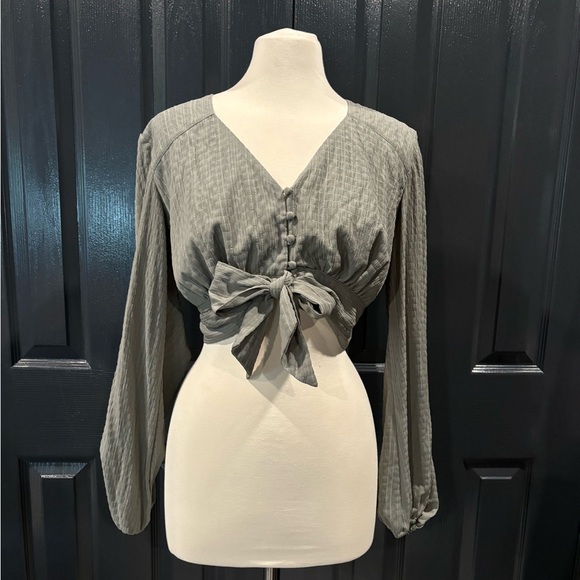 The Fifth Label Tops - THE FIFTH LABEL new with tags!!